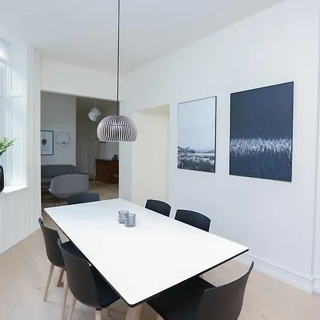 Wonderful Brand New 140m2 Designer Apt. Апартаменты Копенгаген